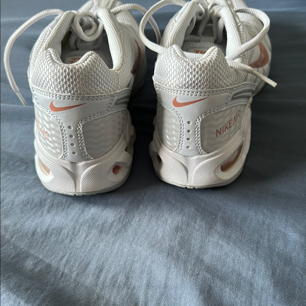 Nike Athletic Shoes Orange and Gray with Mesh Design - Picture 3 of 4